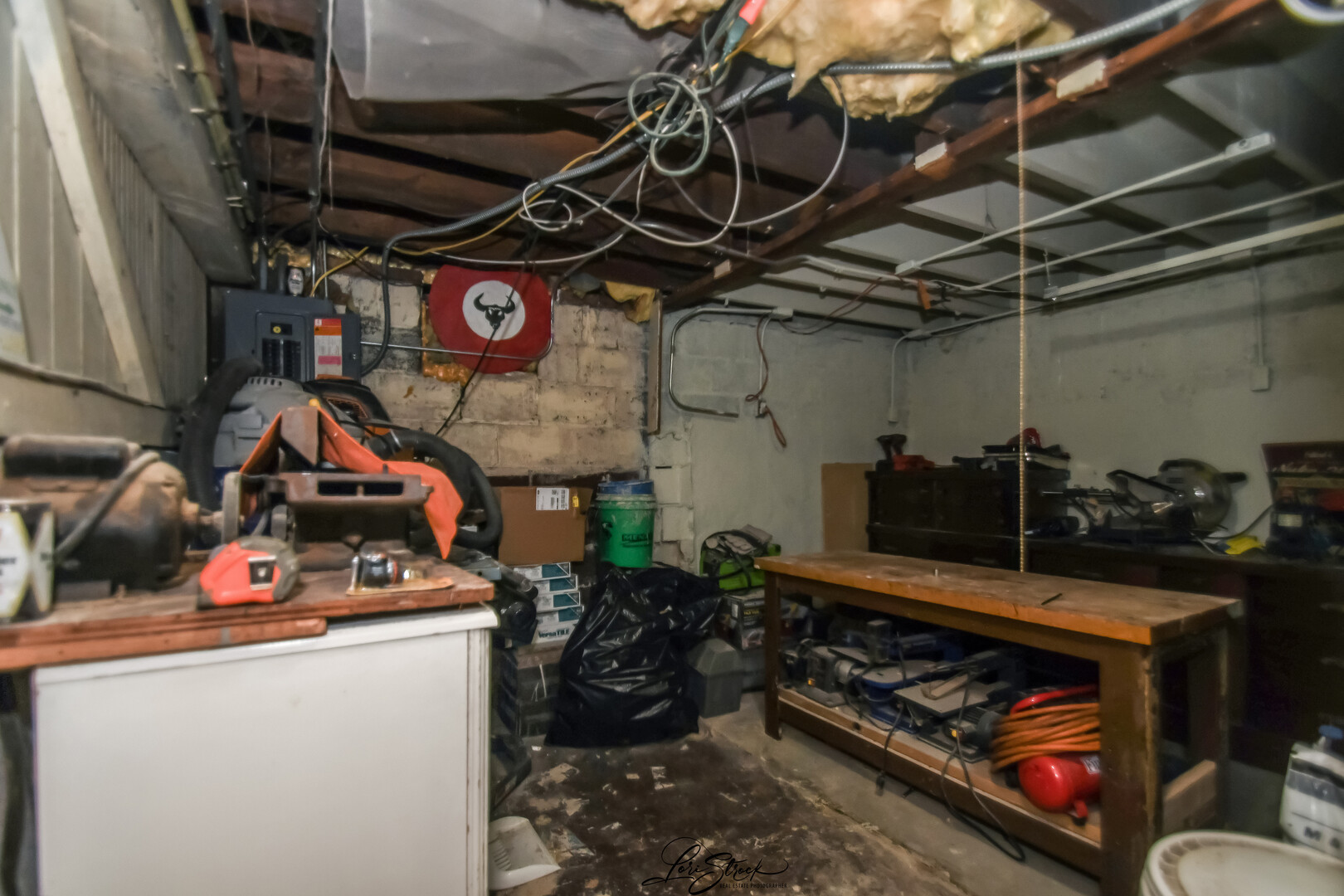 905 Kelly Ave Property Photo 18