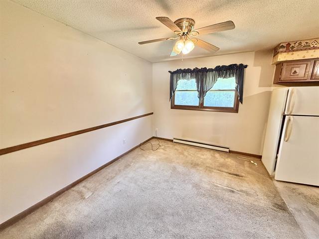 8567 Valley View Dr Property Photo 6