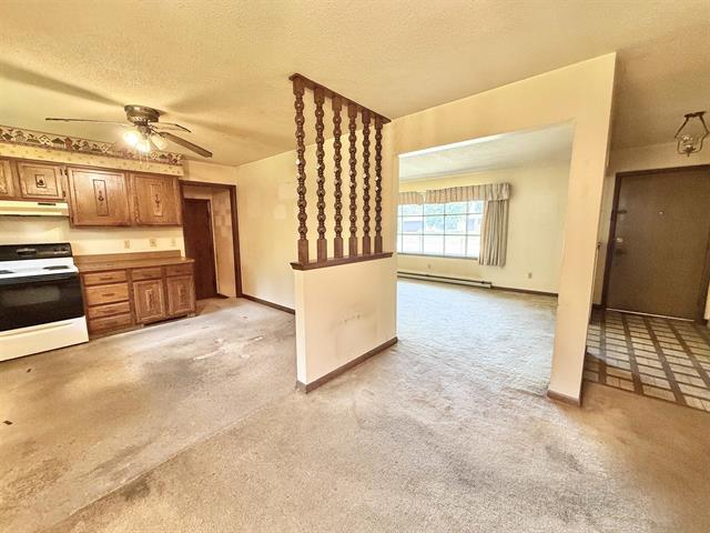 8567 Valley View Dr Property Photo 7