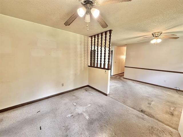 8567 Valley View Dr Property Photo 8