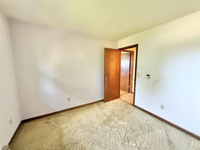 8567 Valley View Dr Property Photo 18
