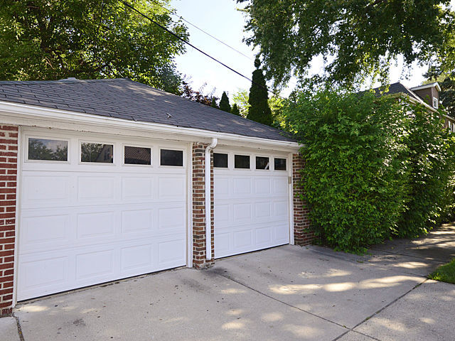 6700 N Fairfield Avenue Property Photo 58