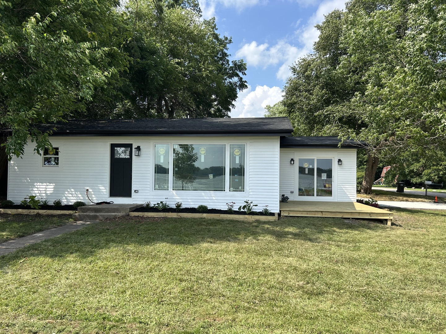 12379203 Property Photo 1