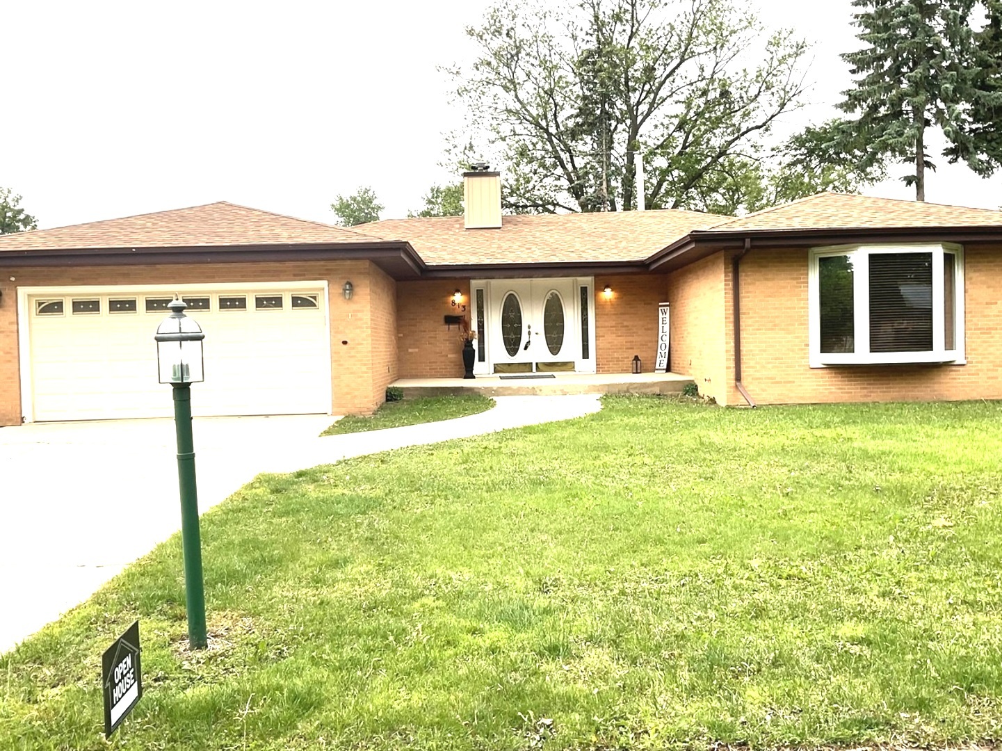 813 Junie Court Property Photo 1