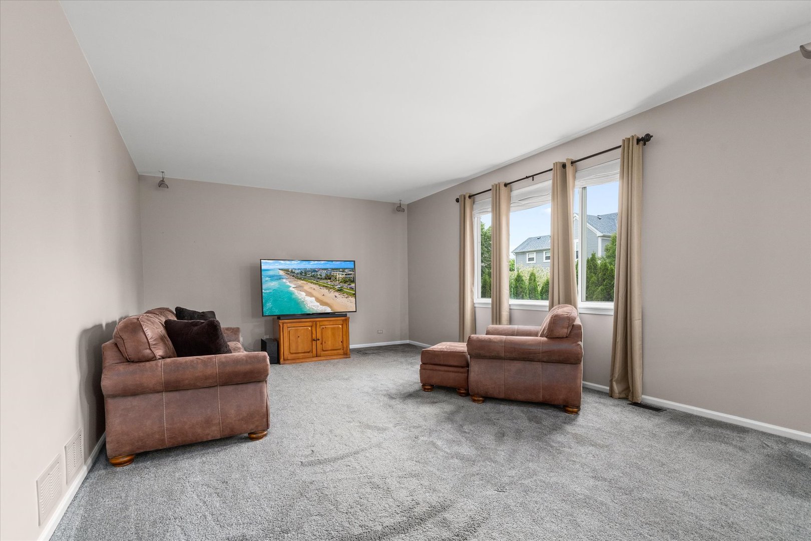 1833 Stirling Lane Property Photo 7