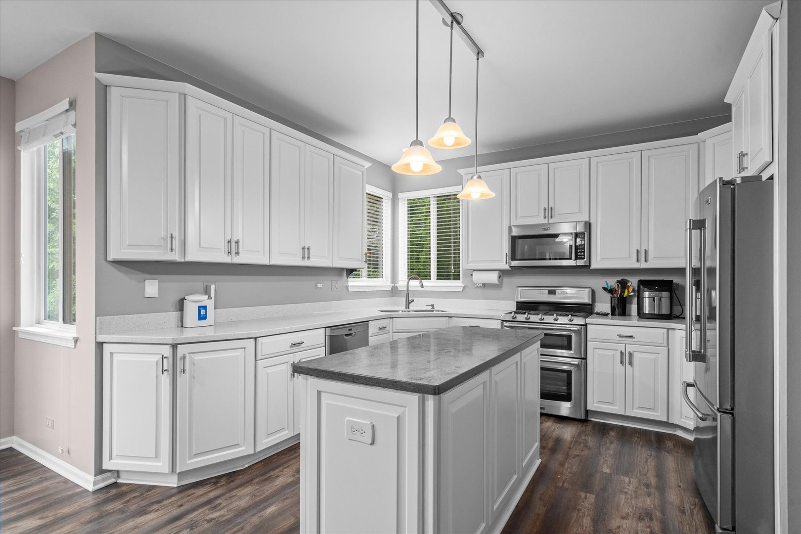 1833 Stirling Lane Property Photo 11