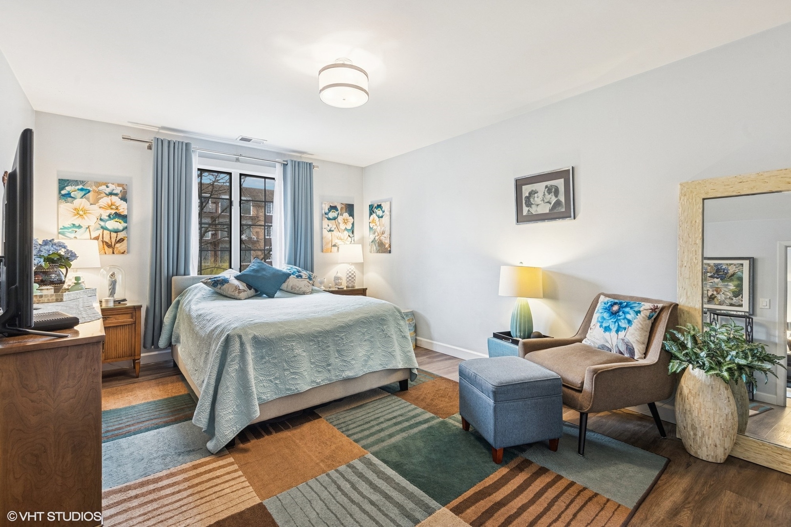 445 N Park Boulevard 3d Property Photo 8