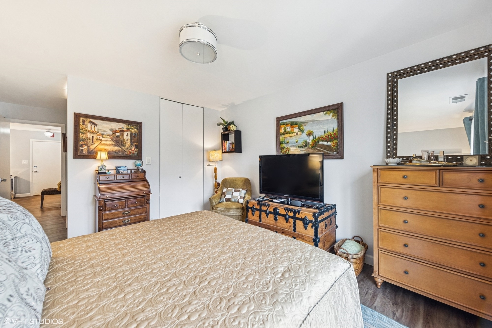 445 N Park Boulevard 3d Property Photo 12