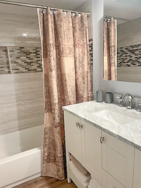 445 N Park Boulevard 3d Property Photo 14