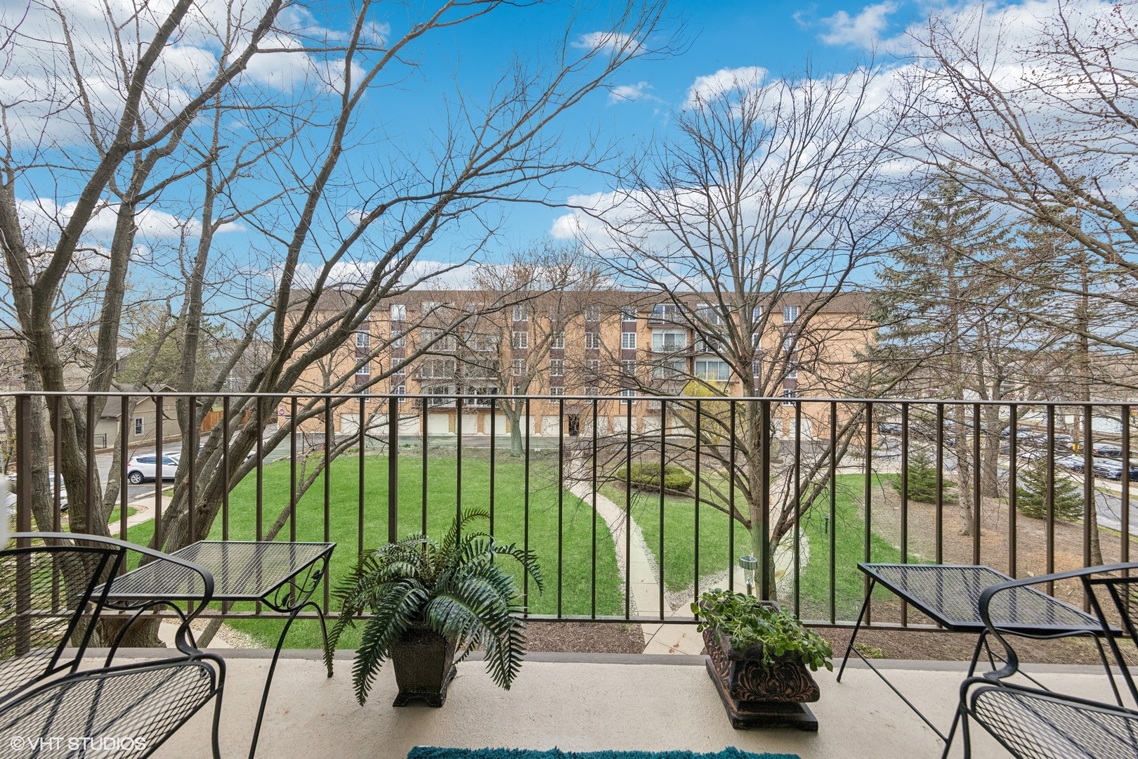 445 N Park Boulevard 3d Property Photo 16