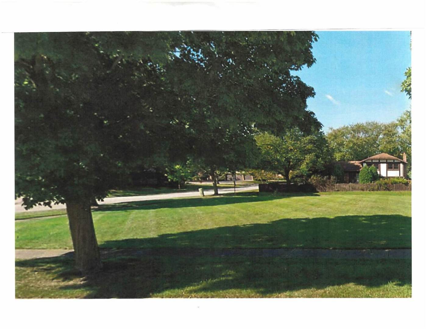 5740 Raintree Lane Property Photo 5