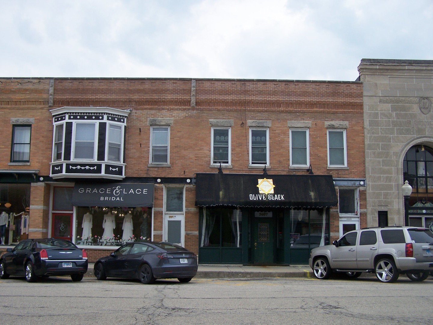 5604 Broadway Street Property Photo 3