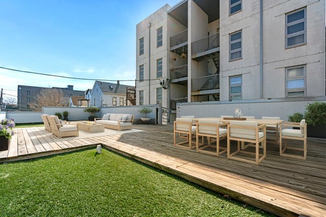 2624 W Armitage Avenue 4b Property Photo 24