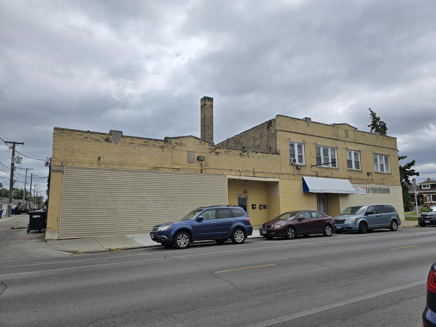 5154 W Wolfram Street Property Photo 4