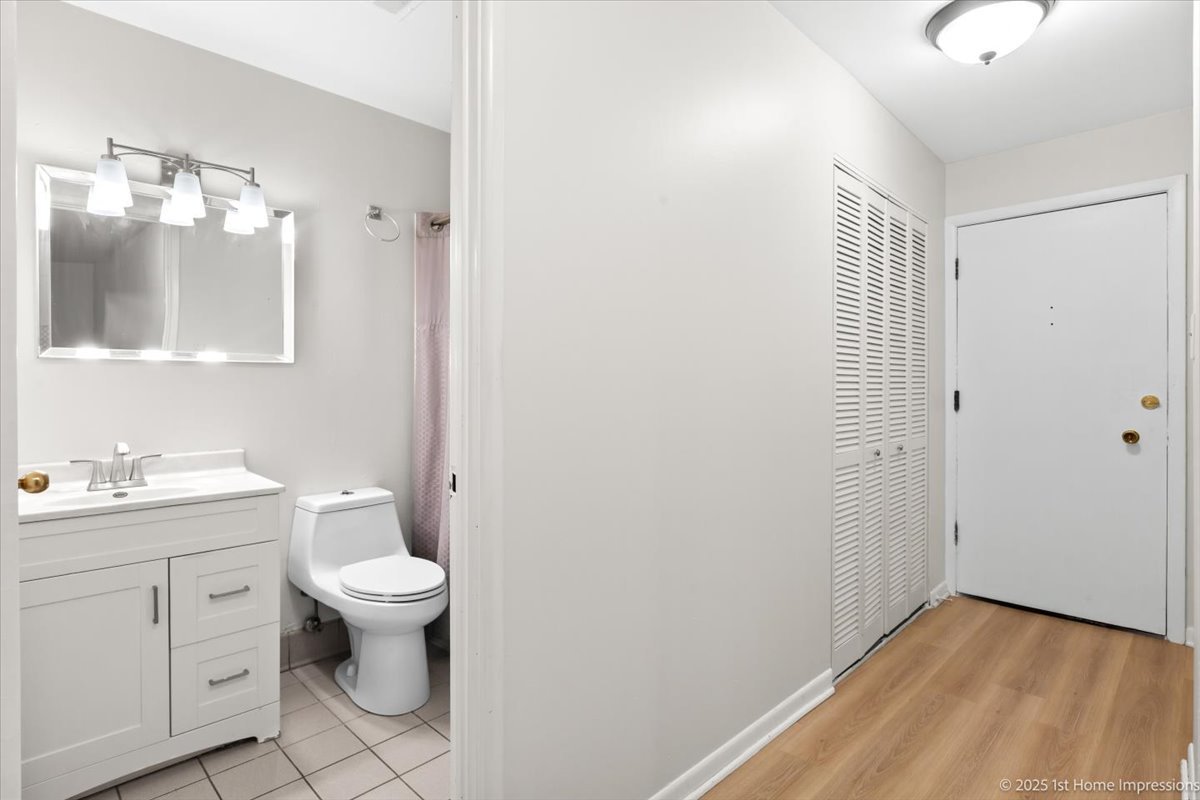9745 S Karlov Avenue 608 Property Photo 10