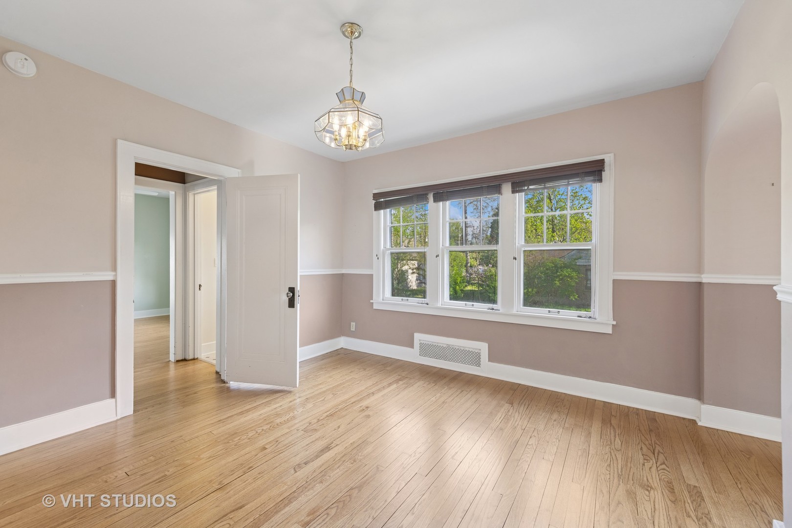 4941 Montgomery Avenue Property Photo 4