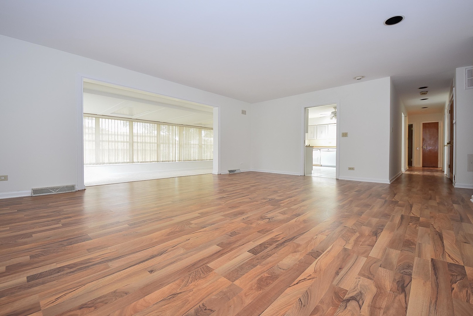 50 Ridgewood Rd Property Photo 2