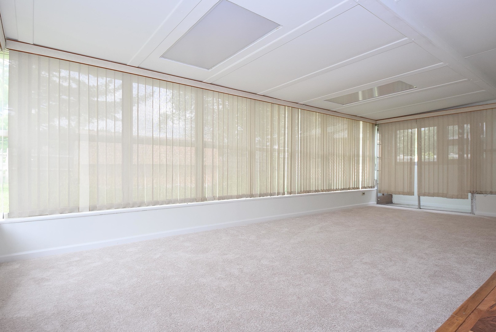 50 Ridgewood Rd Property Photo 3