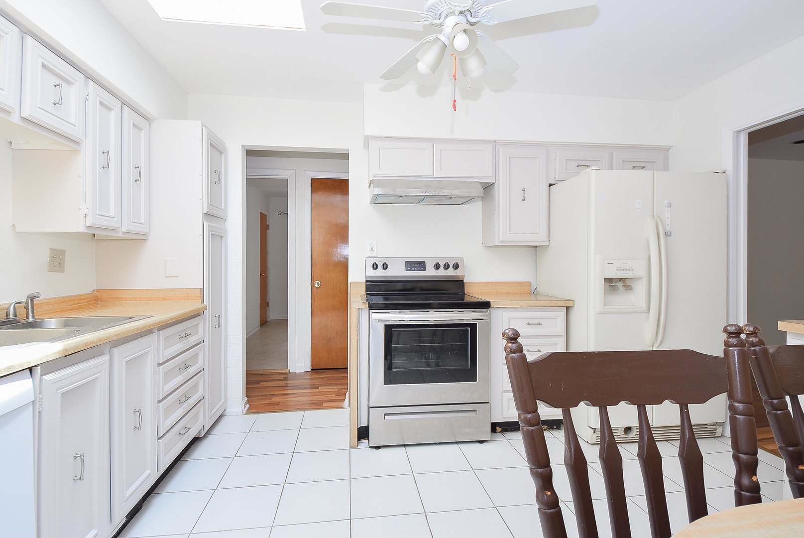 50 Ridgewood Rd Property Photo 6