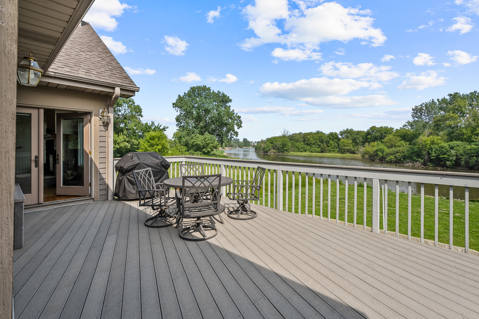 29221 N Virginia Lane Property Photo 6