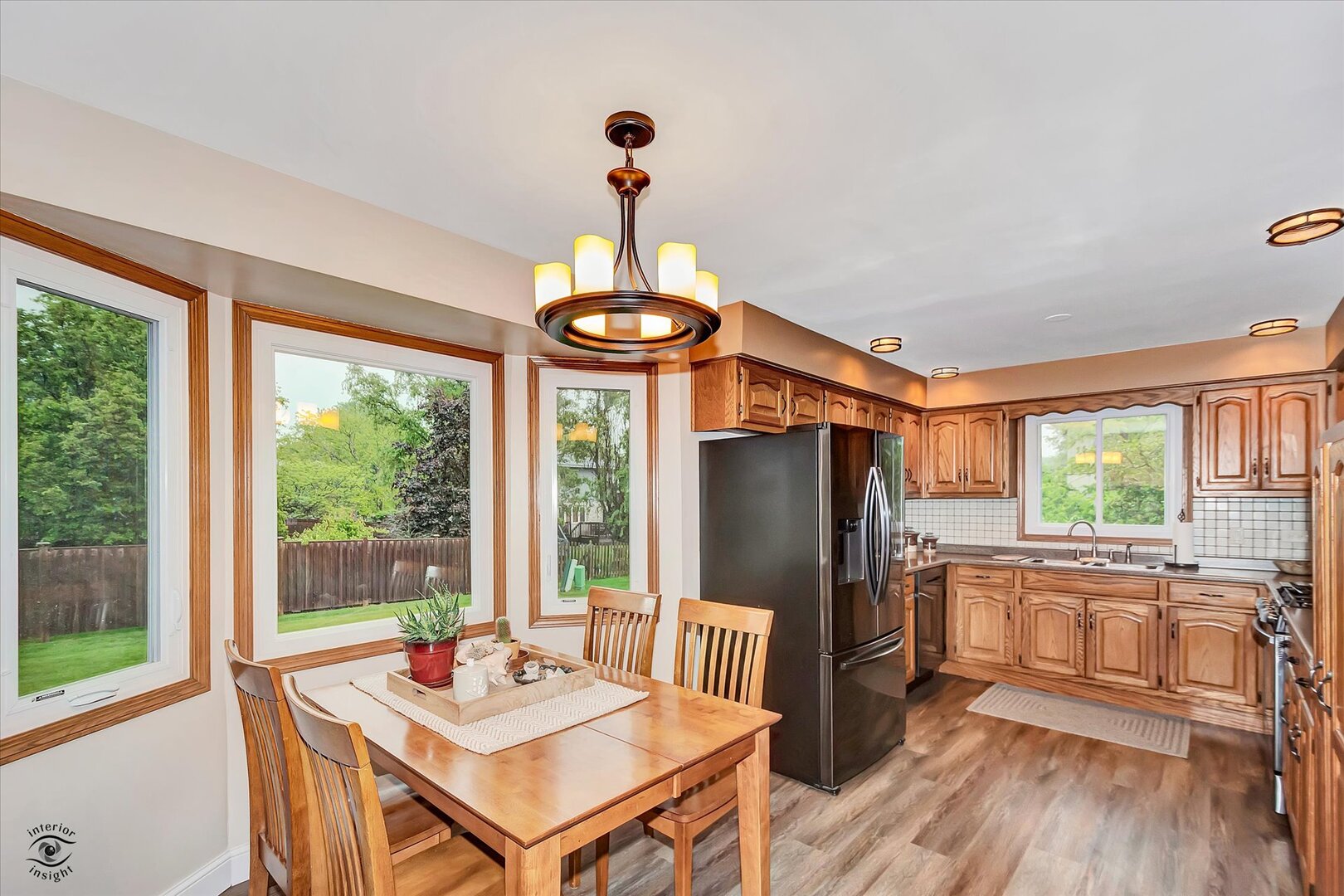 18905 Meadowview Drive Property Photo 7
