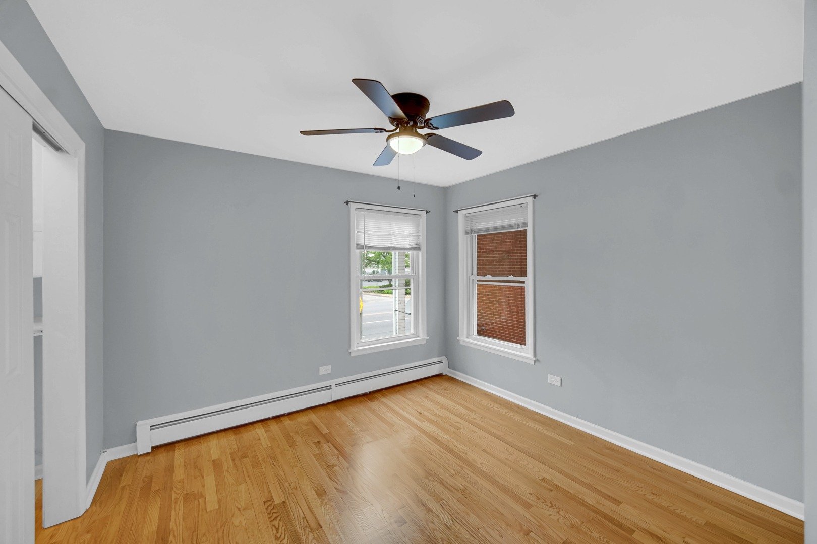 1821 S Harlem Avenue Property Photo 9