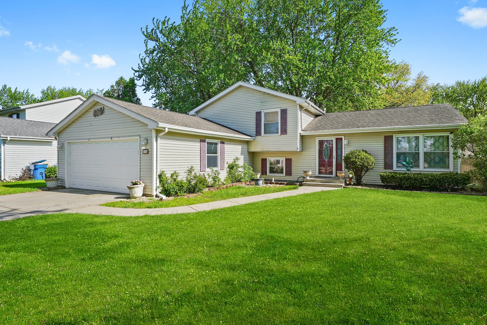 136 Anita Drive Property Photo 1