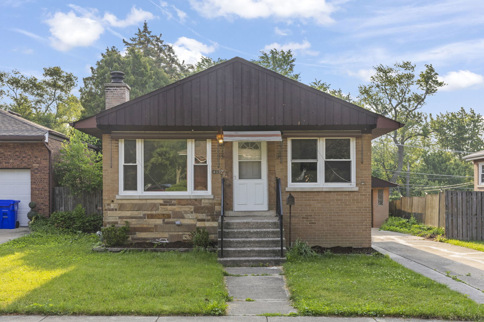 4537 Fishermans Terrace Property Photo 1