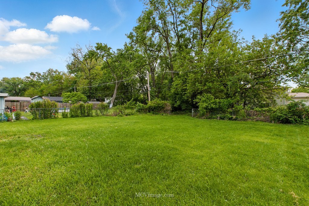 15514 Ridgeway Ave Property Photo 13