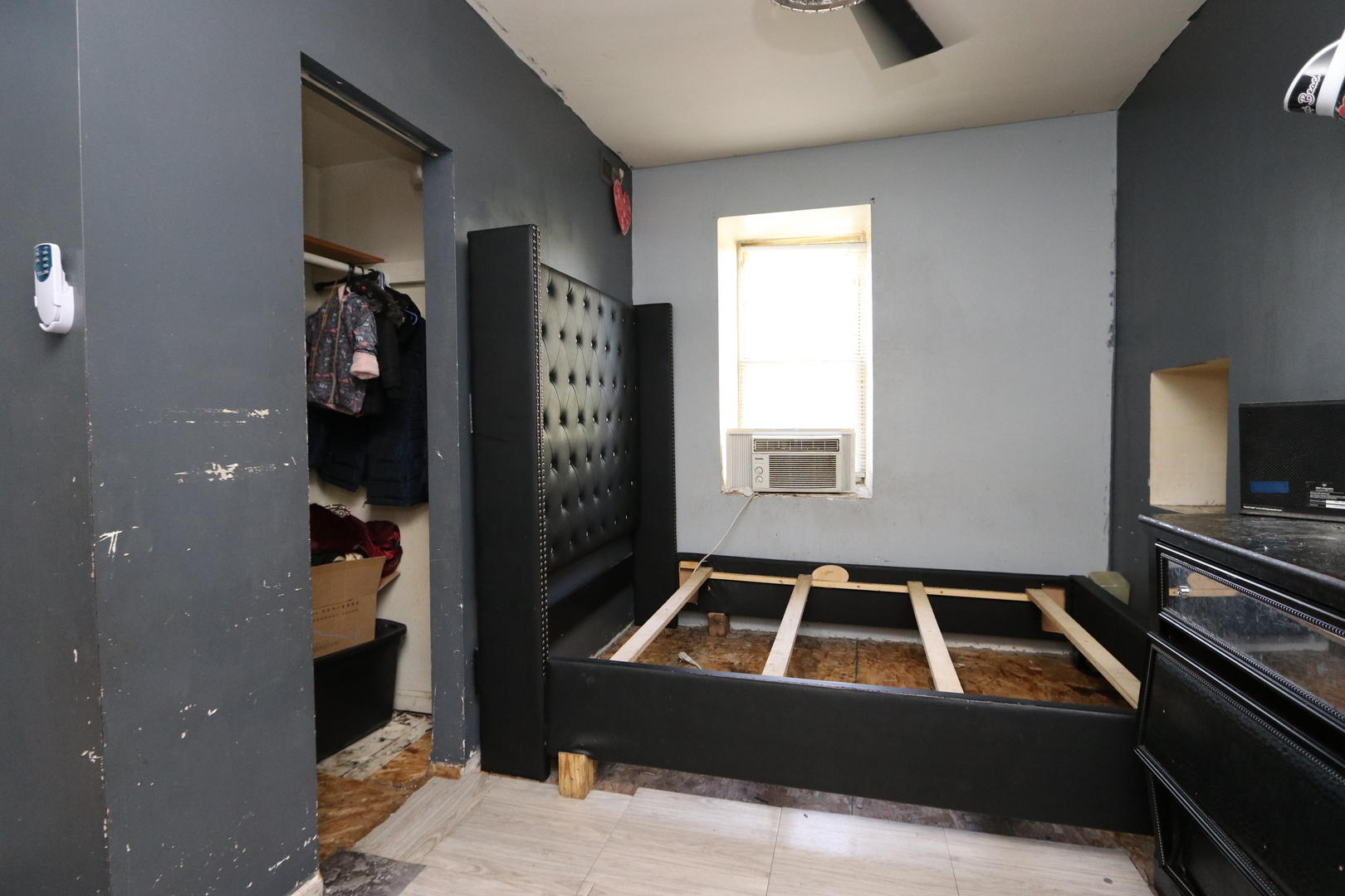 727 N Springfield Avenue Property Photo 7