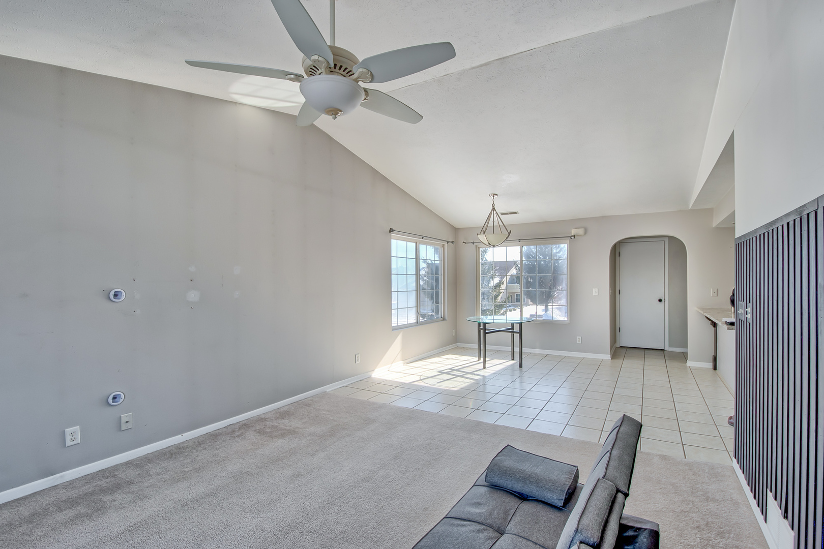 7642 Creek Bnd Property Photo 4