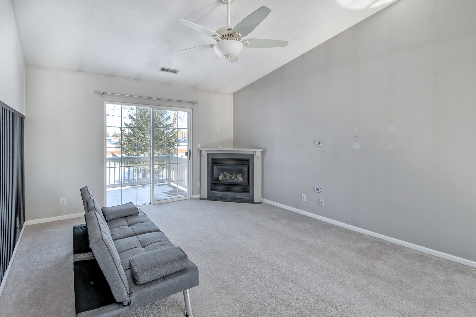 7642 Creek Bnd Property Photo 5