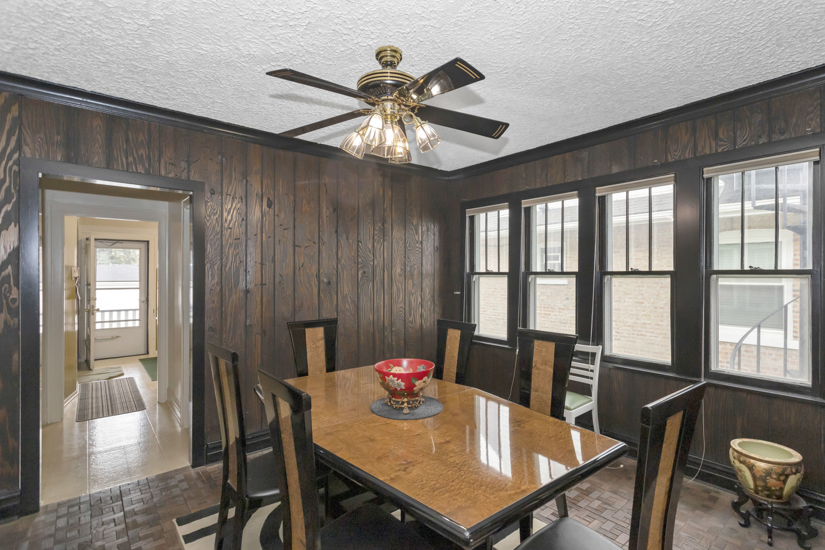 1205 N 15th Avenue Property Photo 11