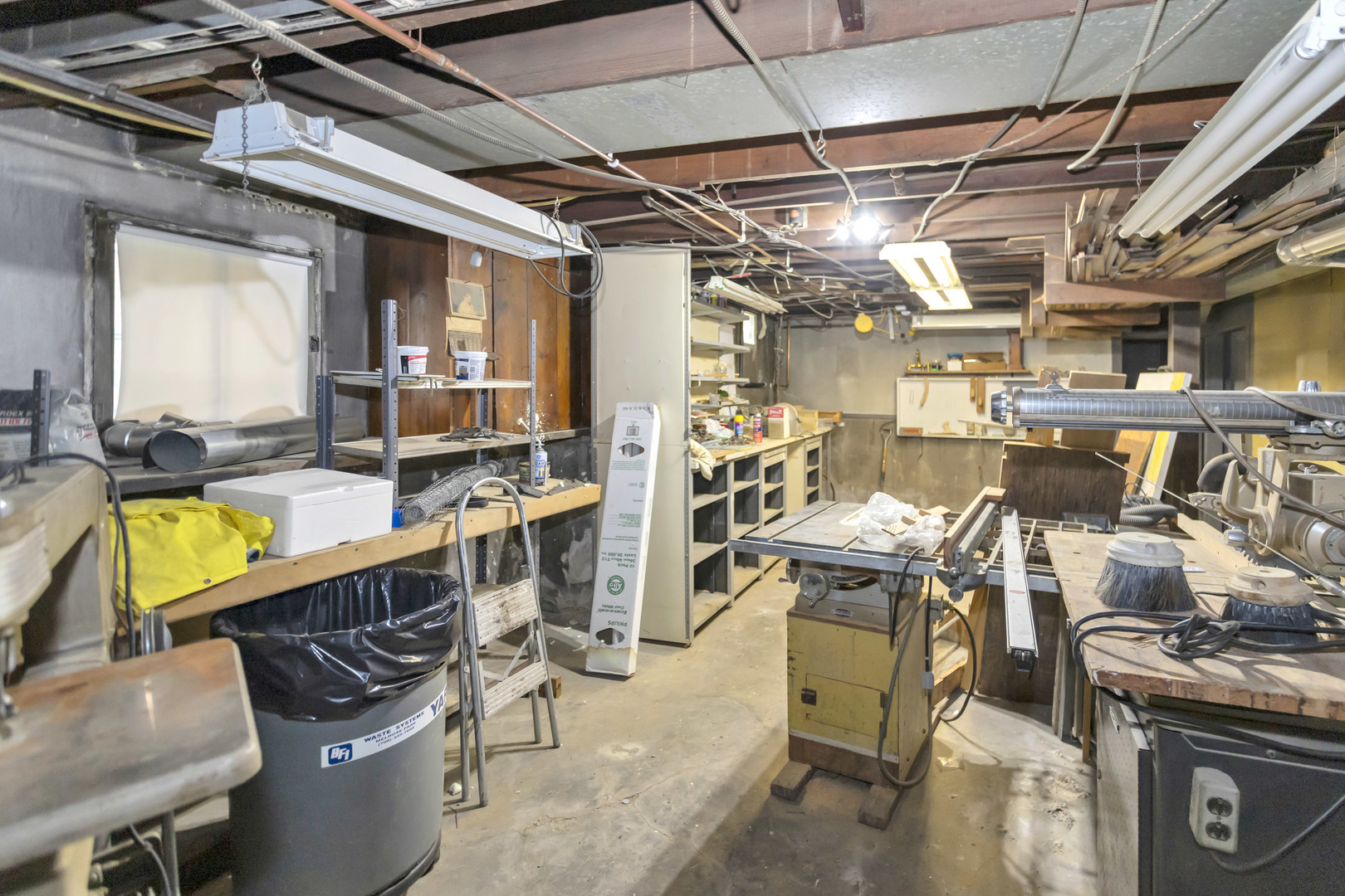 1205 N 15th Avenue Property Photo 23