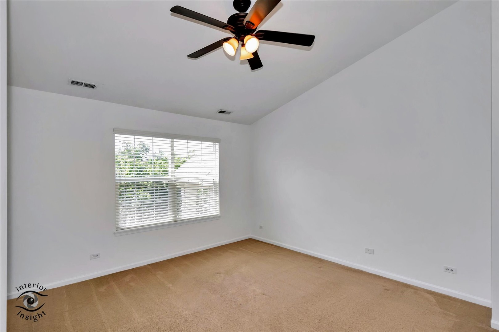 807 Summit Creek Drive Property Photo 14