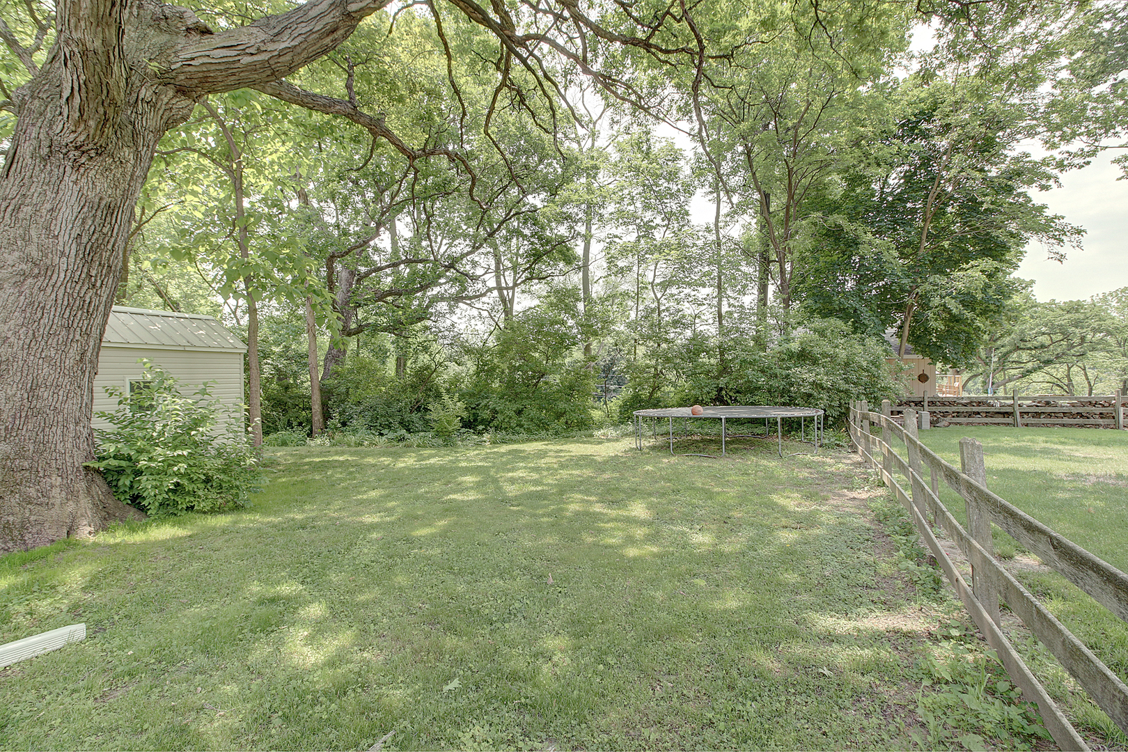 416 E Main St Property Photo 13