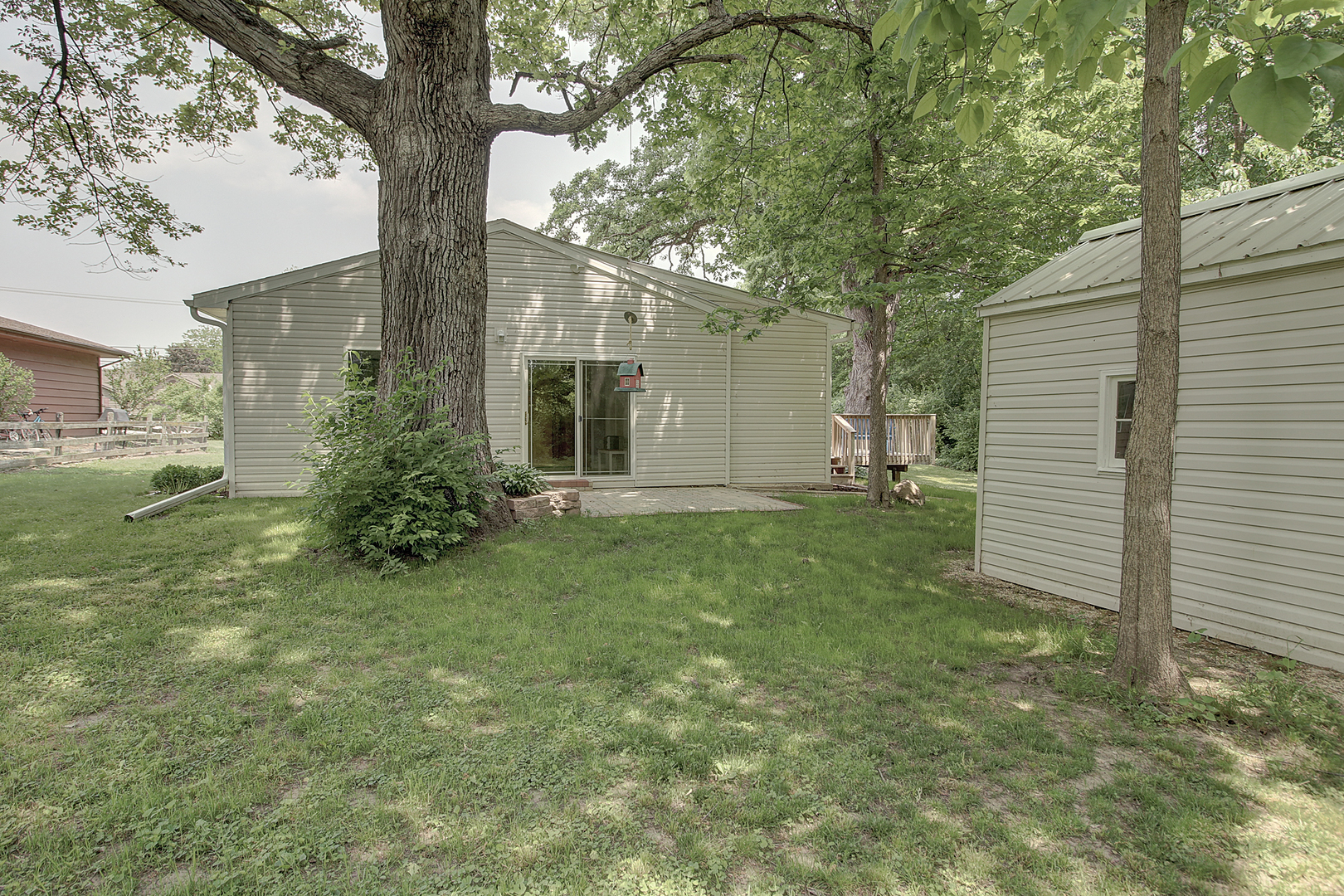 416 E Main St Property Photo 14