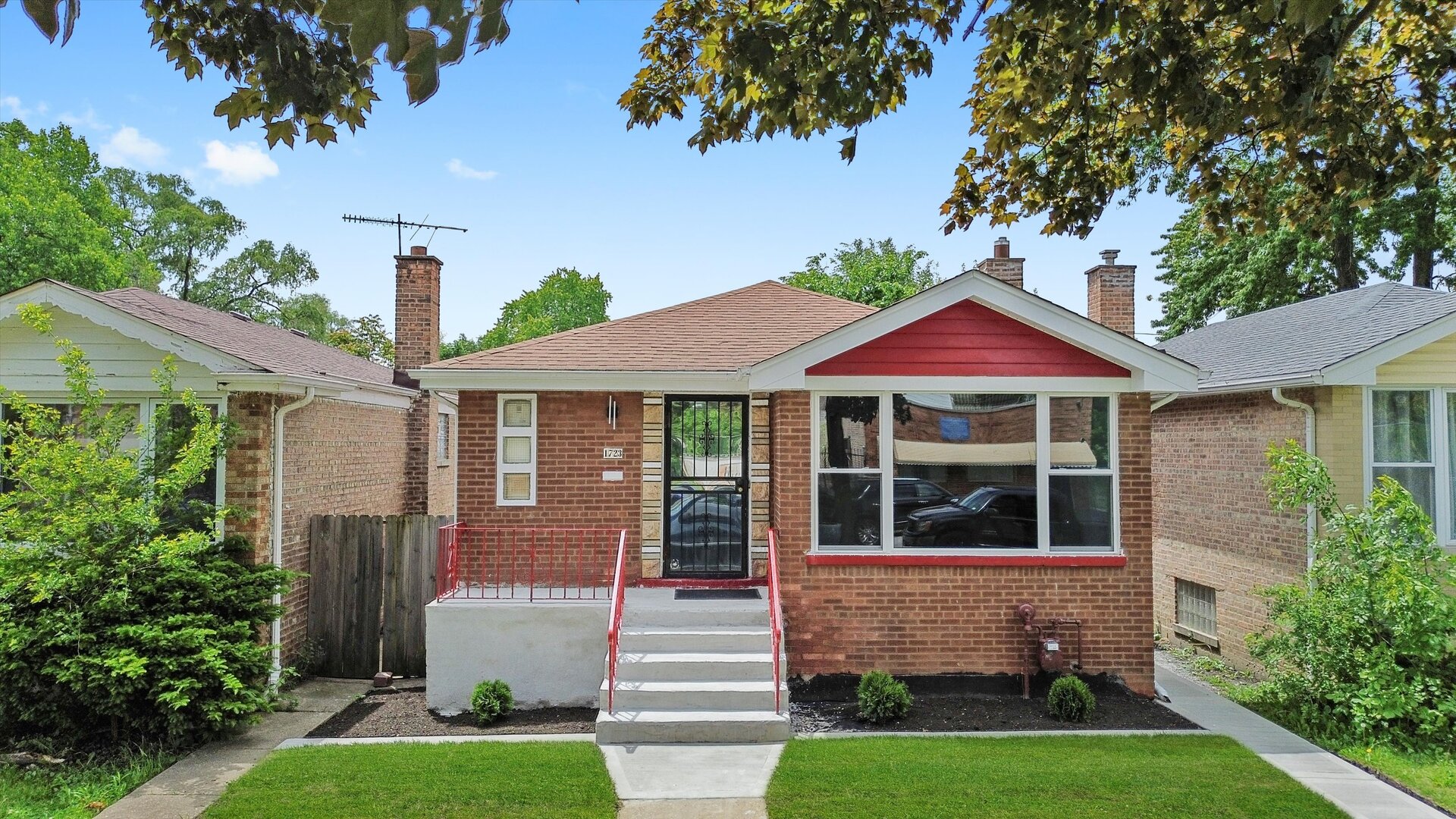 1723 W 75th Place Property Photo 1