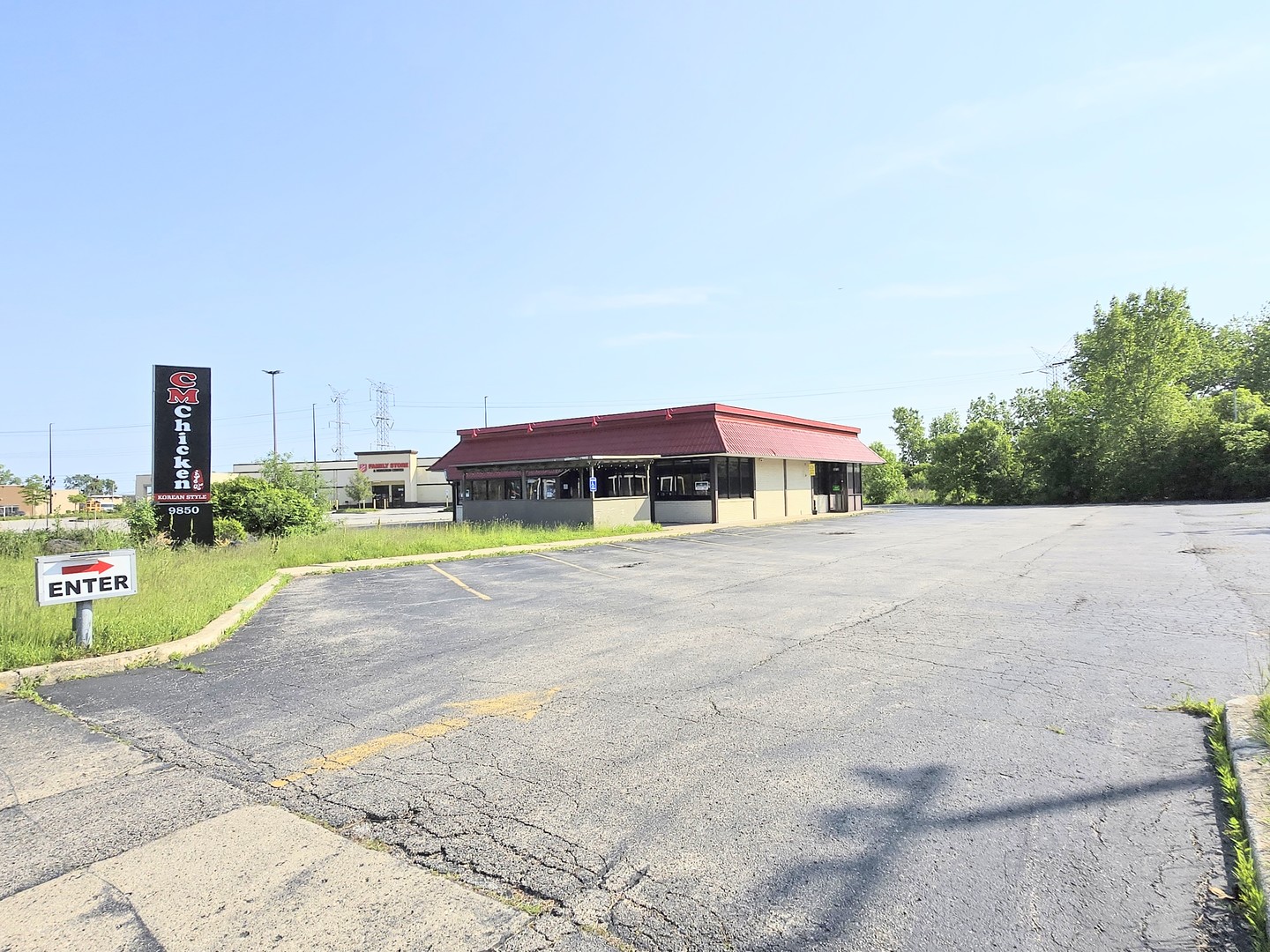 9850 Milwaukee Avenue Property Photo 6