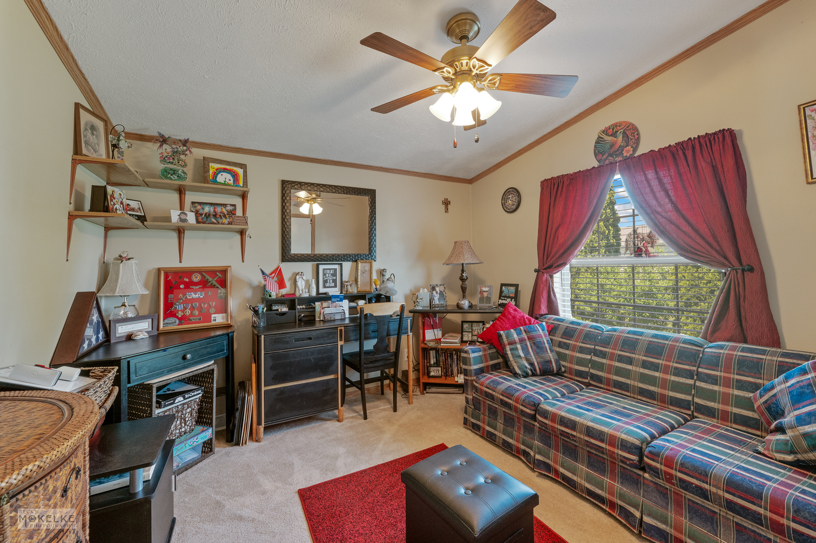 654 Bluebird Circle B Property Photo 17