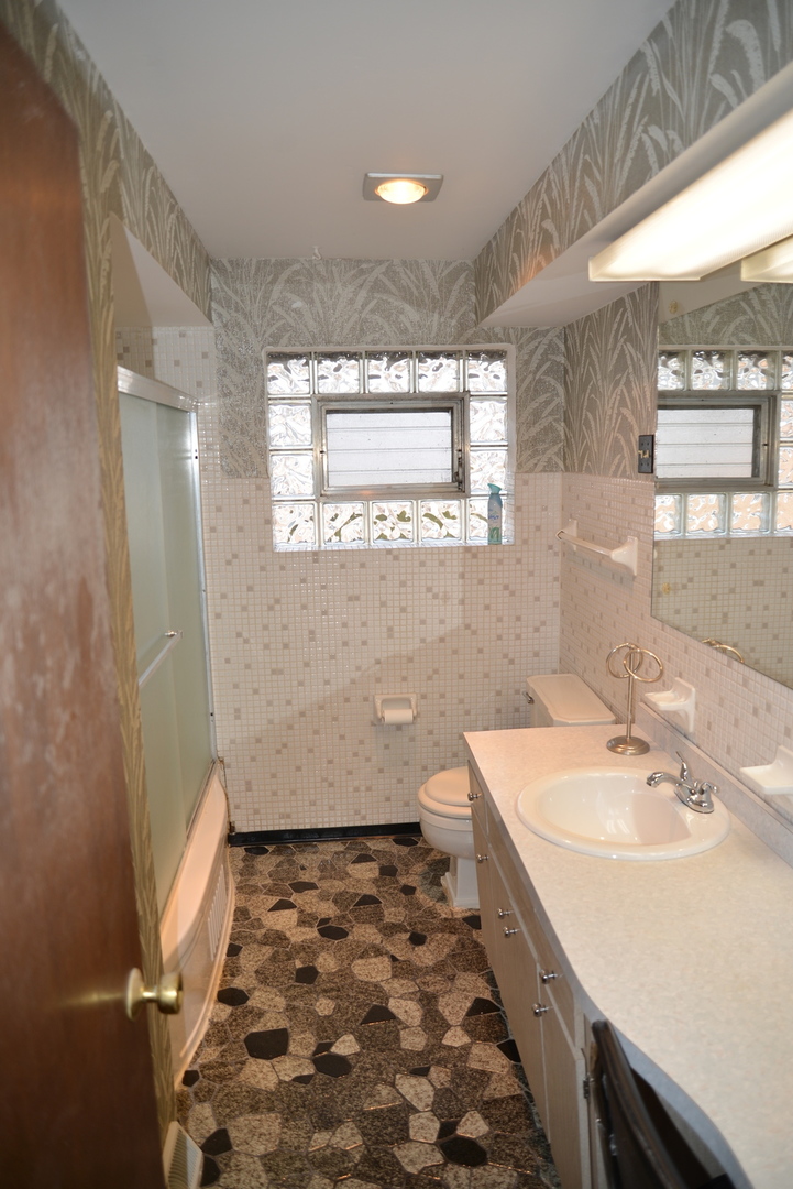 5304 Franklin Avenue Property Photo 10