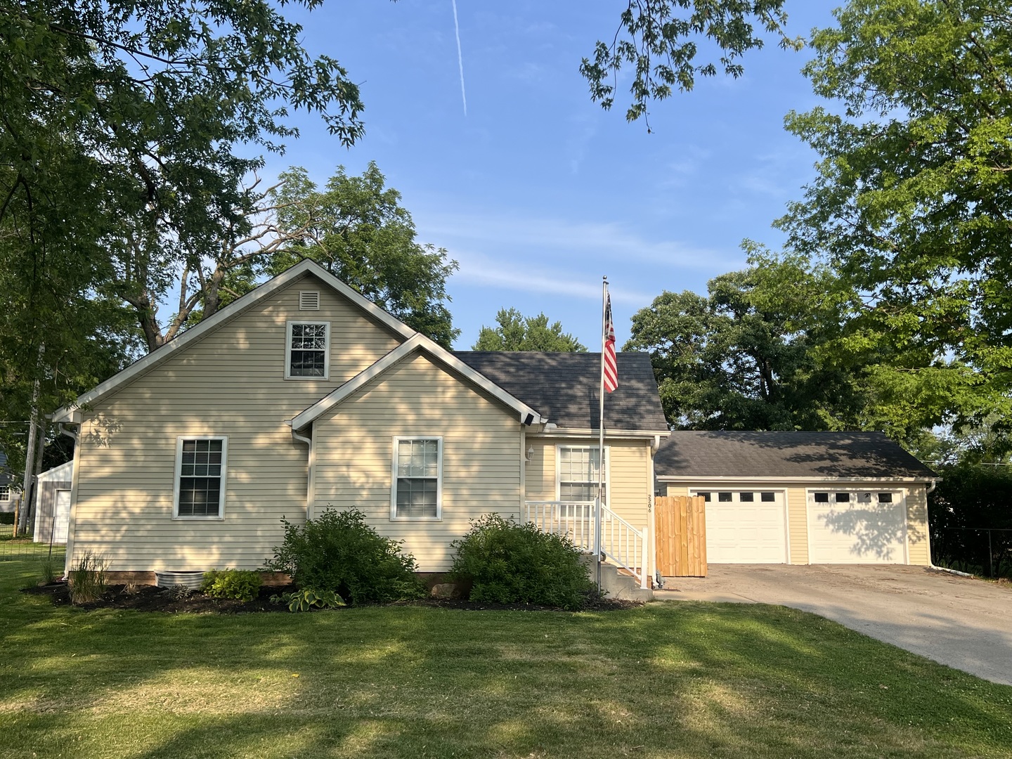 2206 Caton Road Property Photo 1