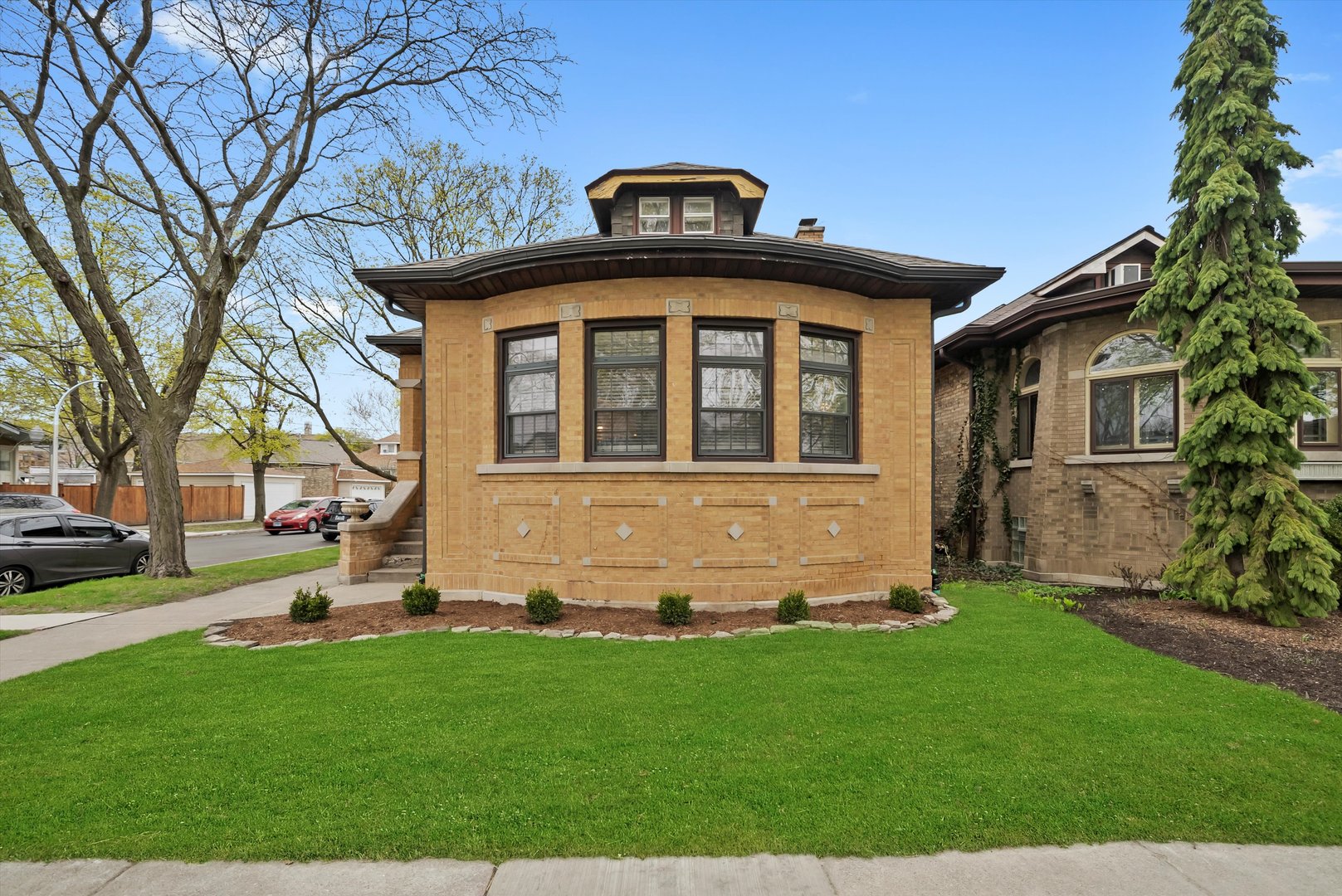 2656 W Coyle Ave Property Photo 1