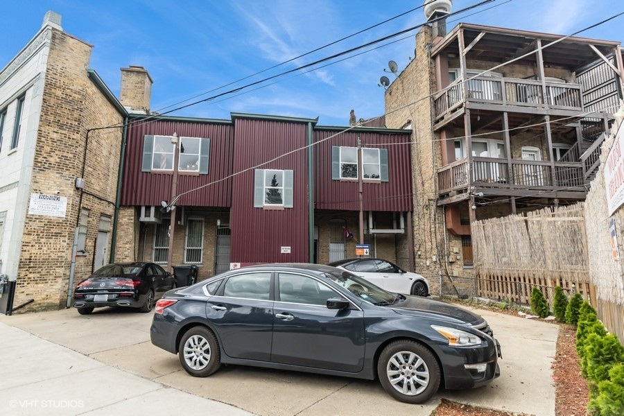 4001 N Elston Avenue Property Photo 11