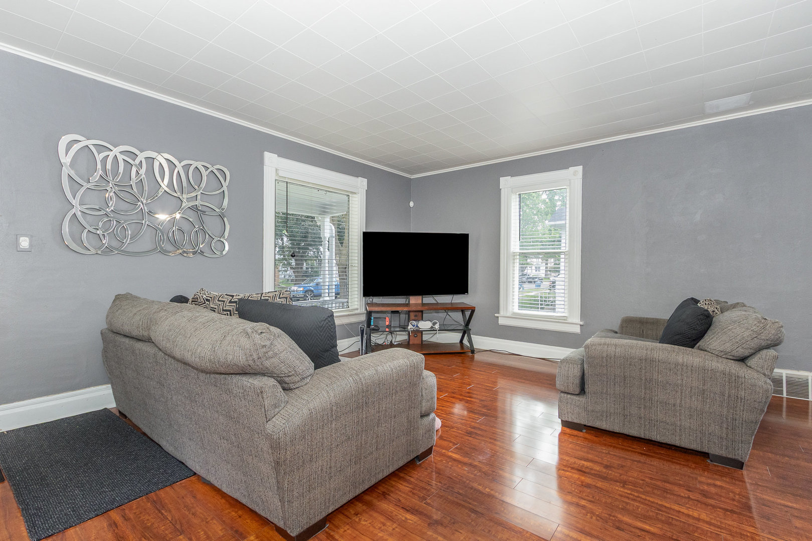 614 Oak Avenue Property Photo 4