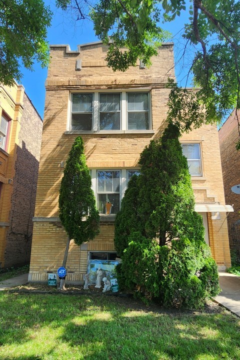 5330 W Foster Avenue Property Photo 1