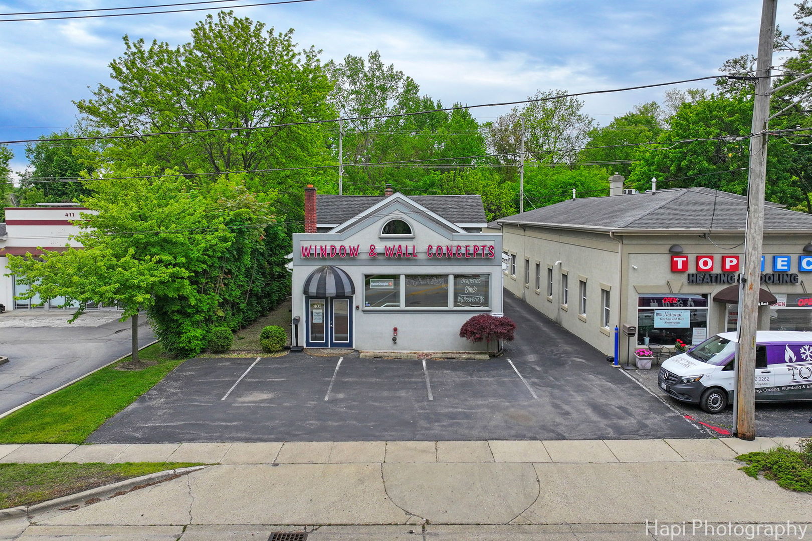 401 E Park Avenue Property Photo 1