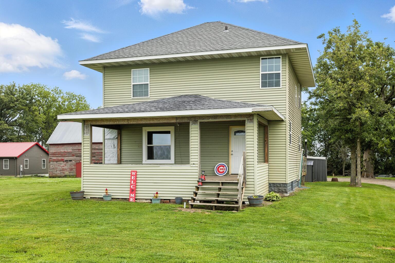 884 E 1200n Road Property Photo 1