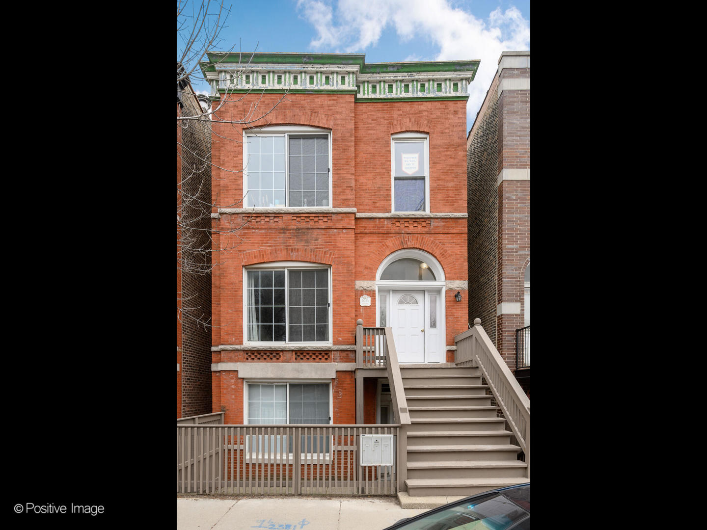 2023 W Armitage Avenue Property Photo 1