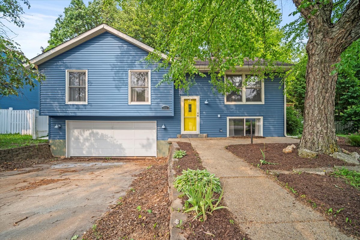 306 N Blair Drive Property Photo 1